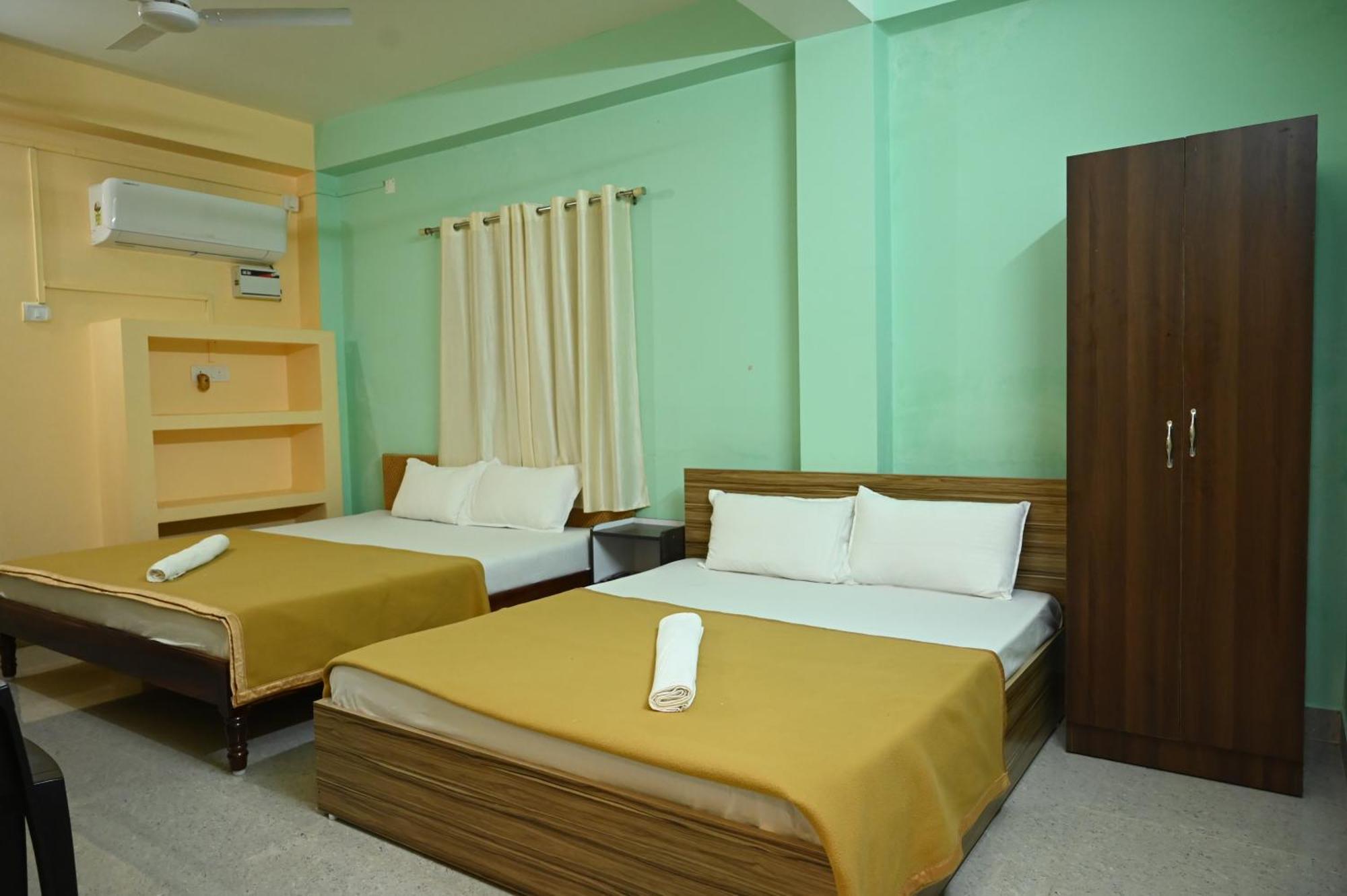 Royal Seaview Residency Lägenhet Port Blair Exteriör bild