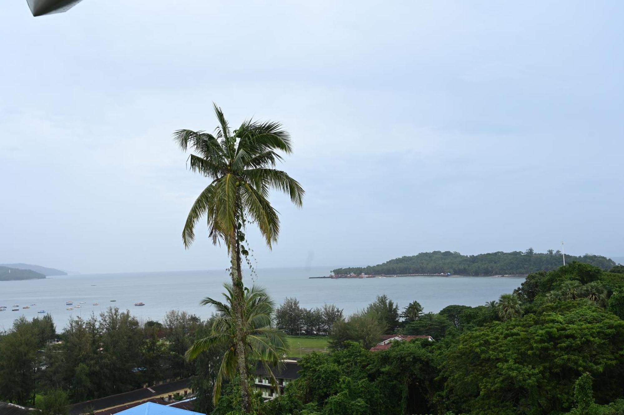 Royal Seaview Residency Lägenhet Port Blair Exteriör bild