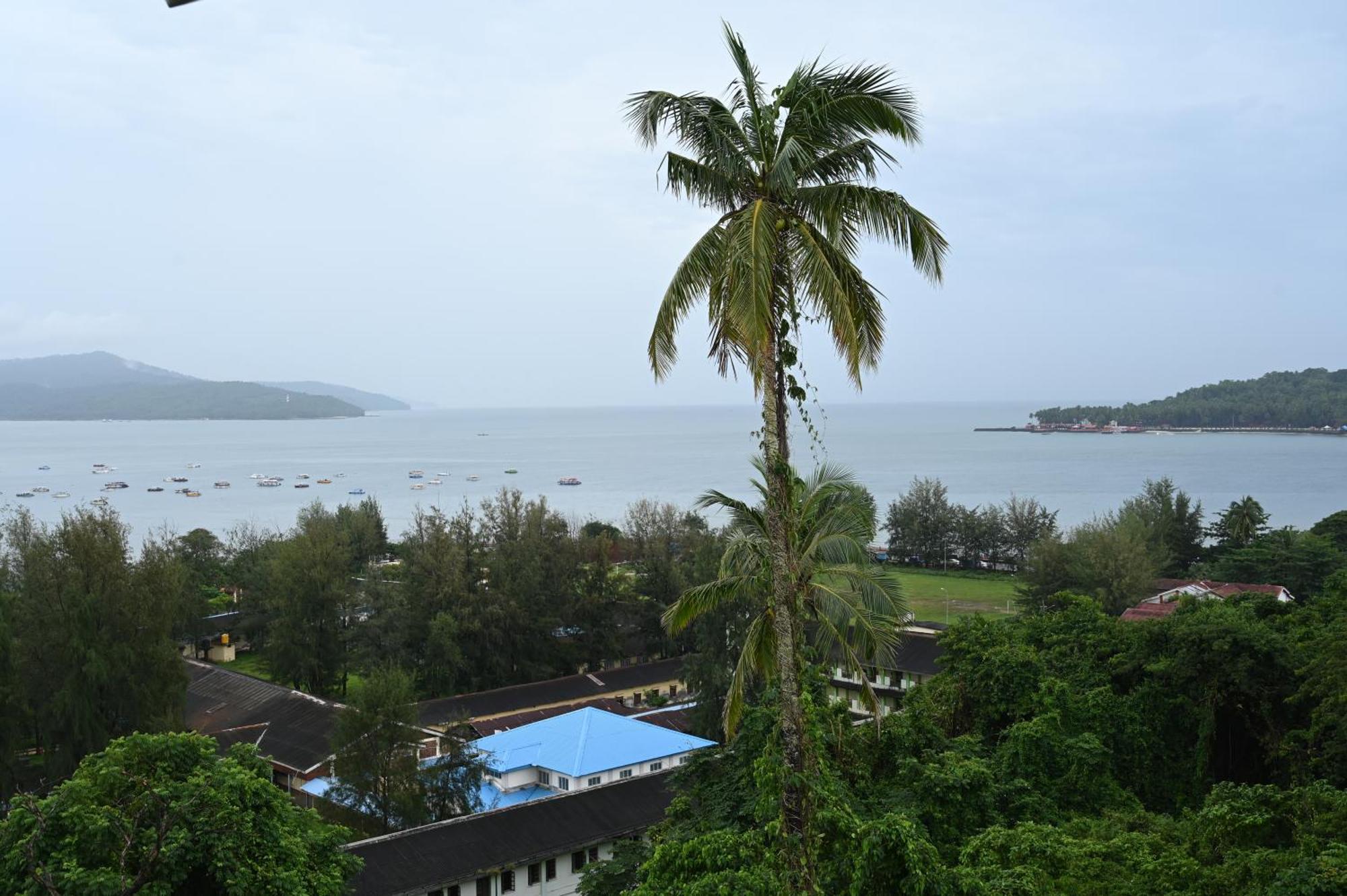 Royal Seaview Residency Lägenhet Port Blair Exteriör bild