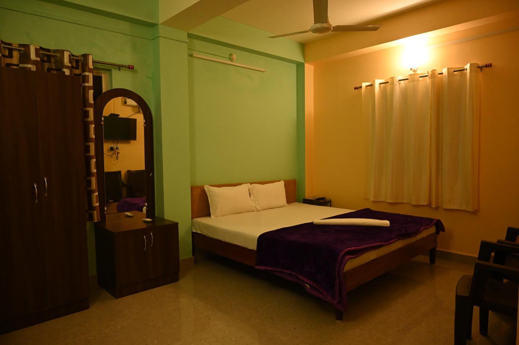 Royal Seaview Residency Lägenhet Port Blair Exteriör bild